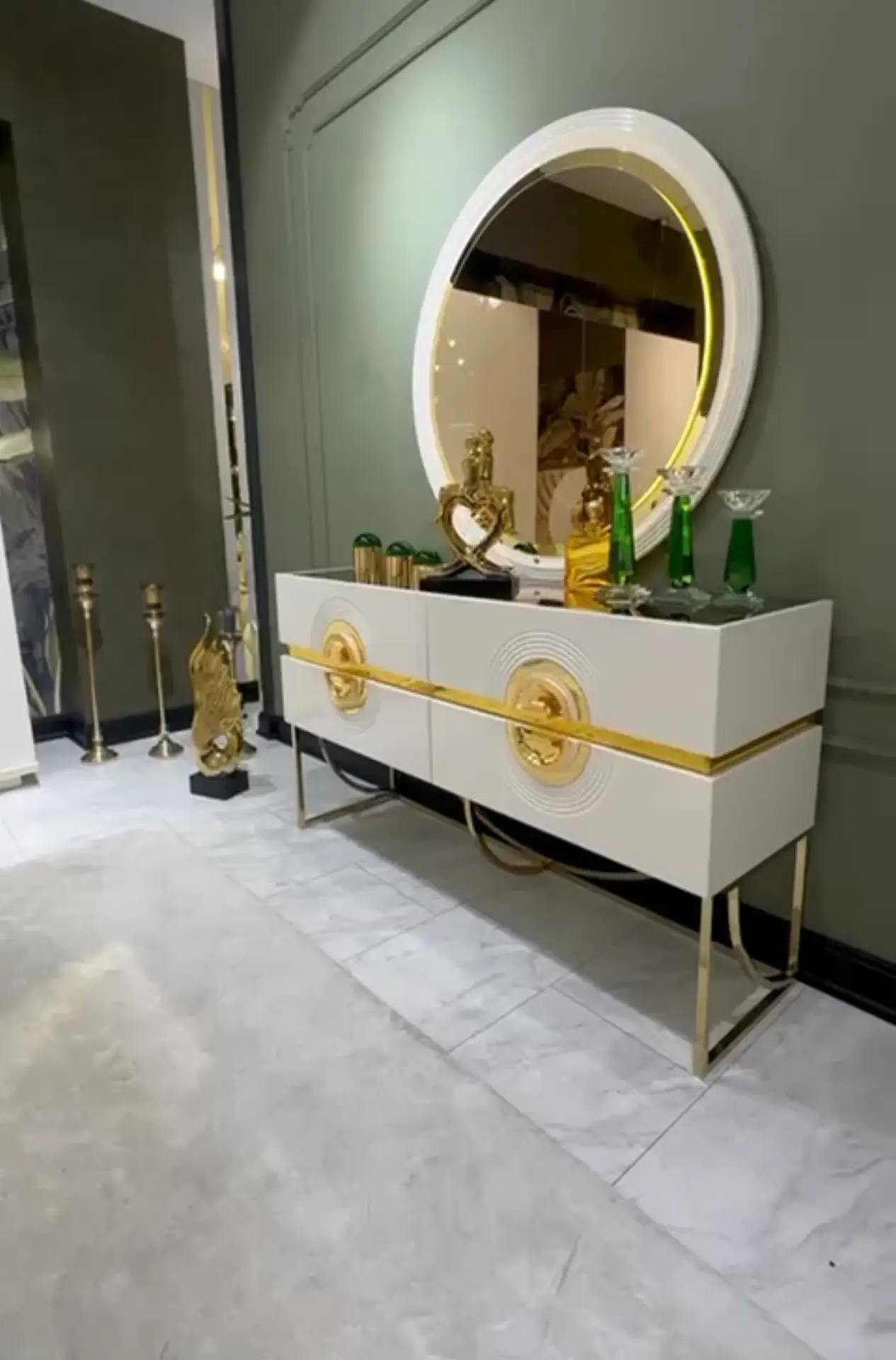 Ensemble de Chambre à Coucher Complète de Luxe Art Déco "Palais Doré" - Or Poli et Blanc Brillant – Image 5